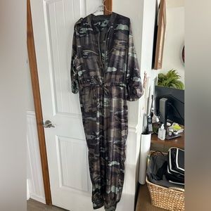 RT62. Victoria Secret Sport Flightsuit size M.